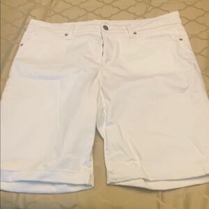 St. John's Bay White Bermuda Shorts